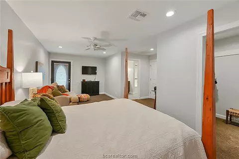 4104 Warwick Ln, Bryan, TX 77802 photo 17