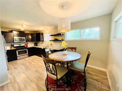 417 Gilbert St, Bryan, TX 77801 photo 17