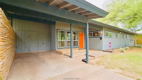 417 Gilbert St, Bryan, TX 77801 photo 5