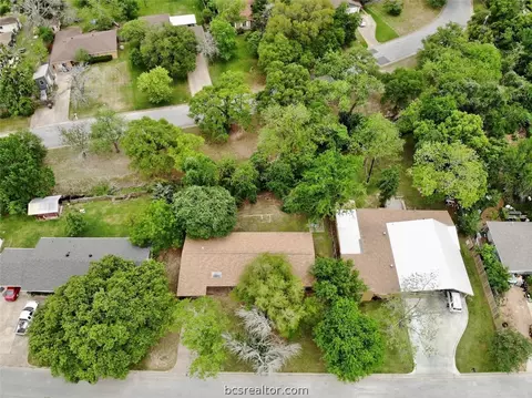 417 Gilbert St, Bryan, TX 77801 photo 37