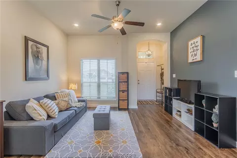 2104 Stubbs, Bryan, TX 77807 photo 8