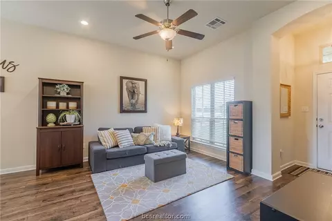 2104 Stubbs, Bryan, TX 77807 photo 7