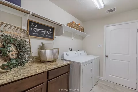 2104 Stubbs, Bryan, TX 77807 photo 22