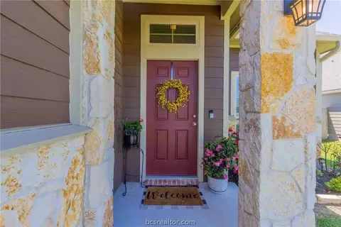 2104 Stubbs, Bryan, TX 77807 photo 3