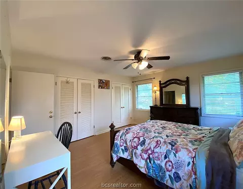 205 Redbud, Bryan, TX 77801 photo 8
