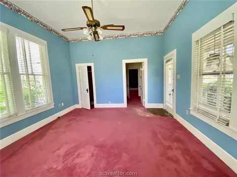 409 E Texas St, Calvert, TX 77837 photo 33