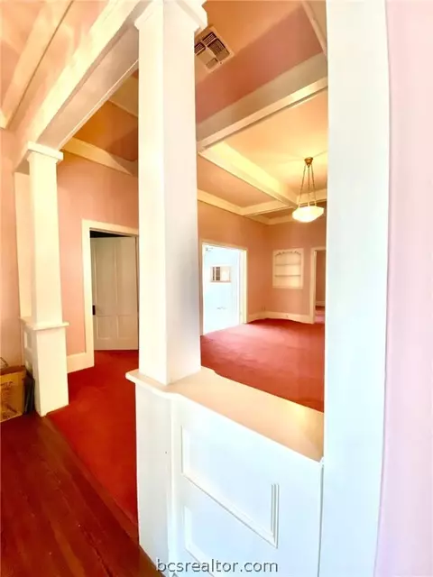 409 E Texas St, Calvert, TX 77837 photo 10