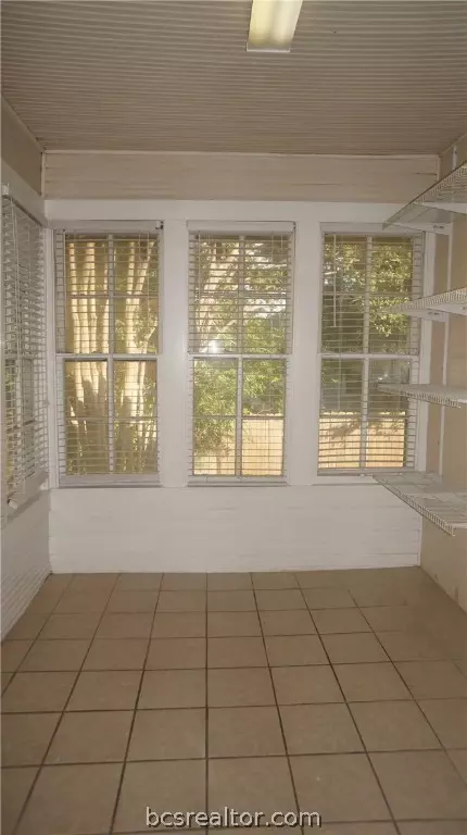 716 E 27th St, Bryan, TX 77803 photo 9