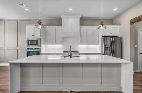 2901 Captain Ct, Bryan, TX 77808 photo 8