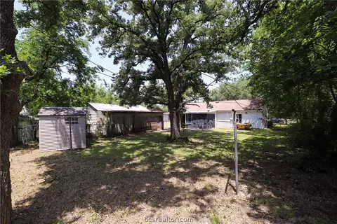 4204 Culpepper Dr, Bryan, TX 77801 photo 7