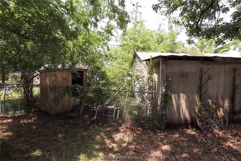 4204 Culpepper Dr, Bryan, TX 77801 photo 8