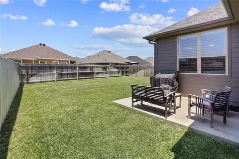 2009 Dumfries Dr, Bryan, TX 77807 photo 30