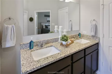 2009 Dumfries Dr, Bryan, TX 77807 photo 24
