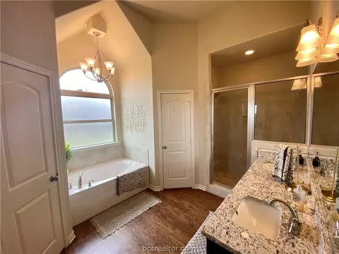 2909 Spector Dr, Bryan, TX 77803 photo 11