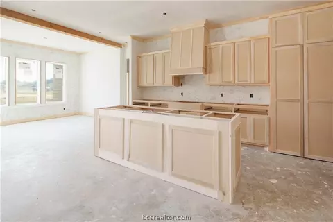 4304 Fox River Ln, Bryan, TX 77802 photo 3