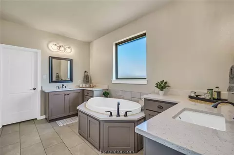2911 Captain Ct, Bryan, TX 77808 photo 19