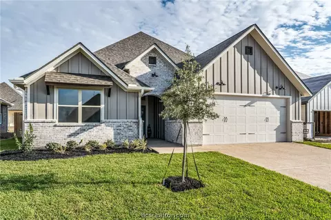 2902 Spector Dr, Bryan, TX 77808 photo 2