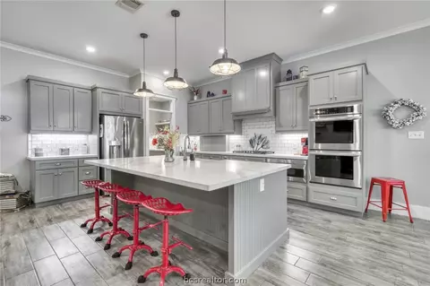 4200 Foxtail Ct, Bryan, TX 77808 photo 4