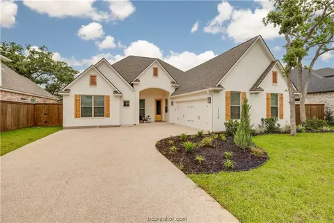 1720 Kerr Valley Ln, College Station, TX 77845