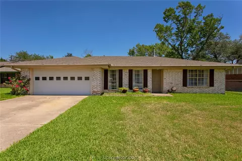 1106 Lamar Dr, Bryan, TX 77802 photo 1