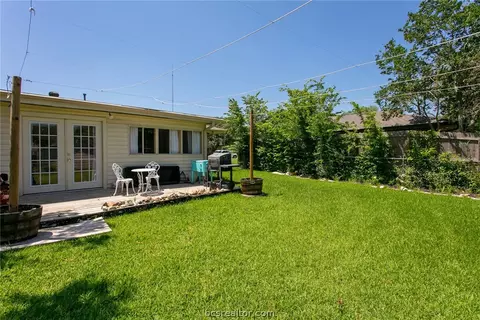 1106 Lamar Dr, Bryan, TX 77802 photo 22