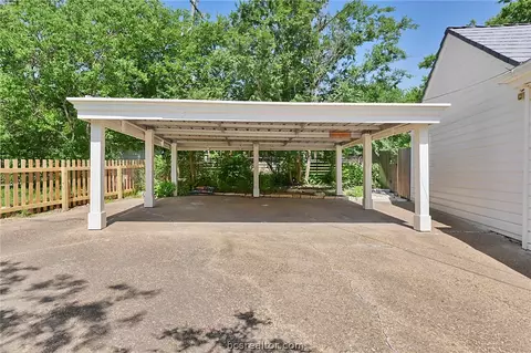 414 E Brookside Dr, Bryan, TX 77801 photo 27