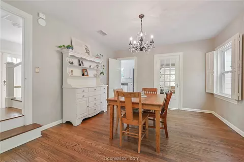 414 E Brookside Dr, Bryan, TX 77801 photo 9