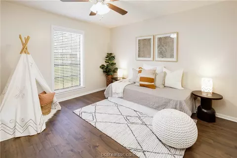 3901 Old Oaks Dr, Bryan, TX 77802 photo 26