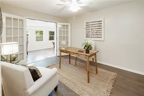 3901 Old Oaks Dr, Bryan, TX 77802 photo 23