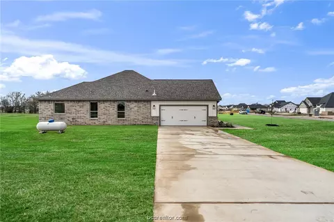 10398 Bourbon Ln, Bryan, TX 77808 photo 2