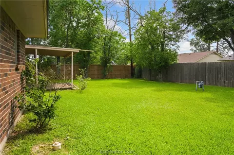 3504 Oakside Dr, Bryan, TX 77802 photo 13