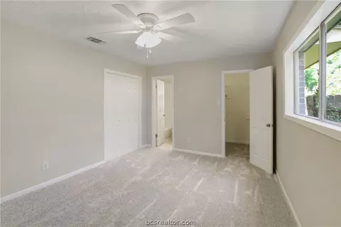 3504 Oakside Dr, Bryan, TX 77802 photo 11
