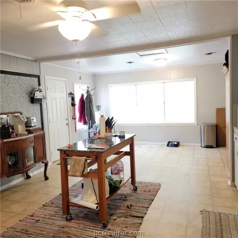 3702 Cavitt, Bryan, TX 77801 photo 3