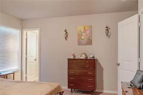 2110 8th St, Hempstead, TX 77445 photo 8