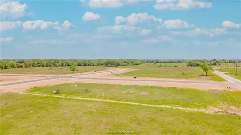 10323 Bourbon Ln, Bryan, TX 77808 photo 27