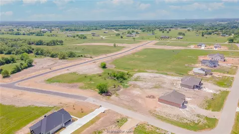10323 Bourbon Ln, Bryan, TX 77808 photo 11
