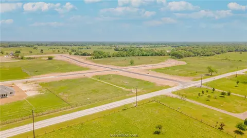 10323 Bourbon Ln, Bryan, TX 77808 photo 15
