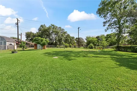 1802 Rose St, Bryan, TX 77802 photo 19