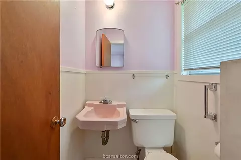 1802 Rose St, Bryan, TX 77802 photo 12