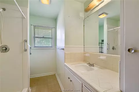 1802 Rose St, Bryan, TX 77802 photo 9