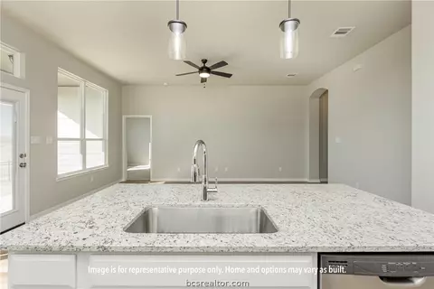1928 Viva Rd, Bryan, TX 77807 photo 5