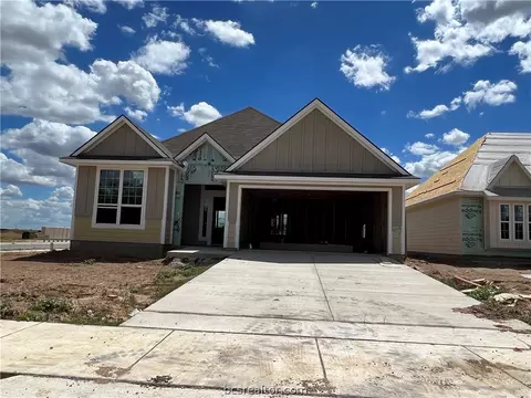 1947 Chief St, Bryan, TX 77803 photo 2