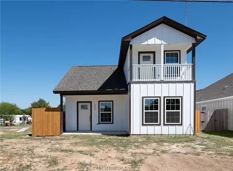 3664 Rabbit Ln, Bryan, TX 77808 photo 1