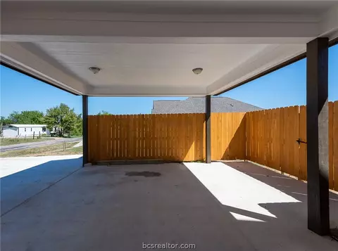 3664 Rabbit Ln, Bryan, TX 77808 photo 6