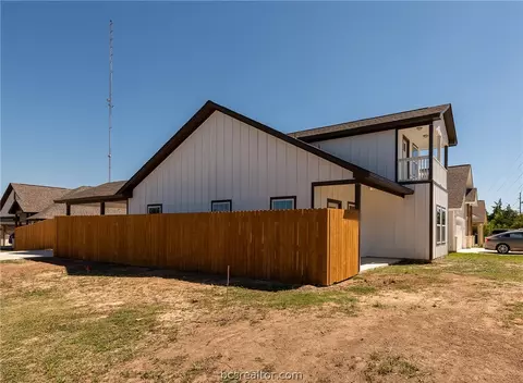 3664 Rabbit Ln, Bryan, TX 77808 photo 2