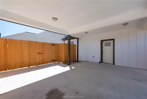 3664 Rabbit Ln, Bryan, TX 77808 photo 5