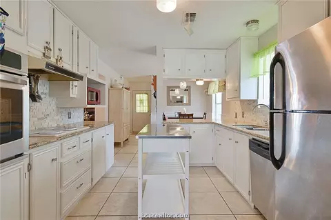 2602 Arbor Dr, Bryan, TX 77802 photo 10