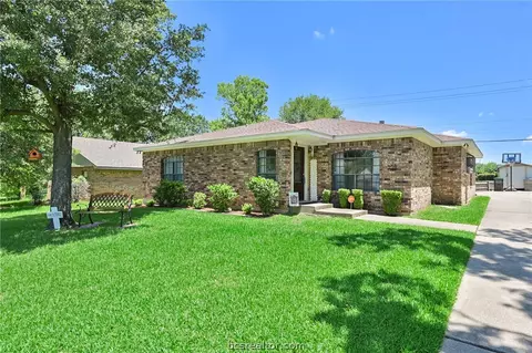 2602 Arbor Dr, Bryan, TX 77802 photo 1