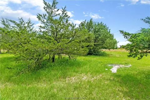 5977 Lynette Cir, Bryan, TX 77807 photo 6