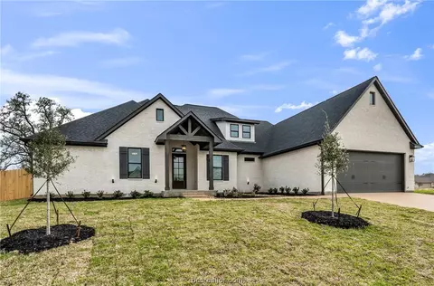 4653 River Valley Dr, Bryan, TX 77808 photo 1